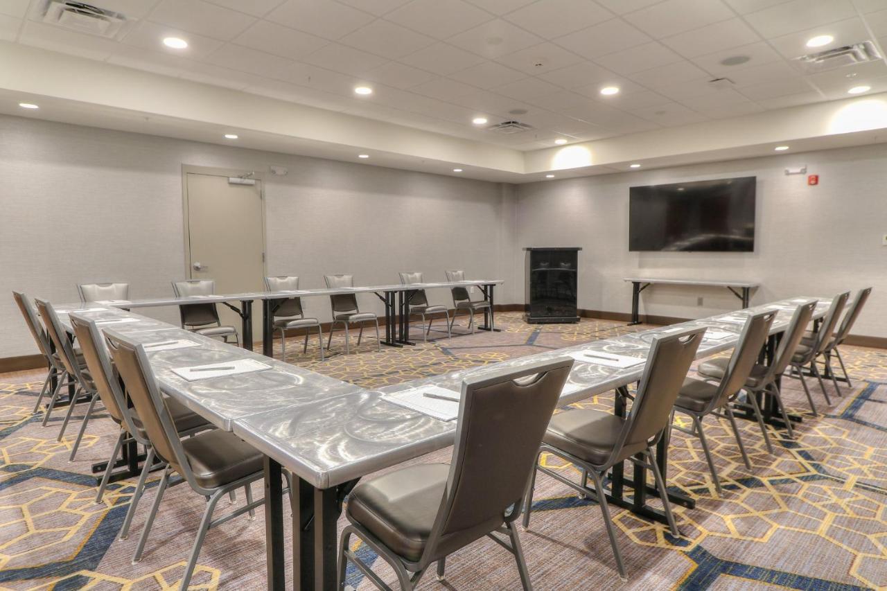 Holiday Inn & Suites Pigeon Forge Convention Center, An Ihg Hotel Экстерьер фото